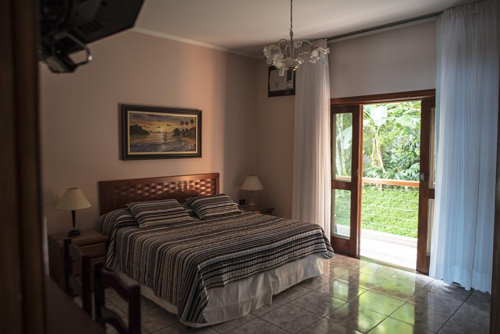 Pousada Residencial Vista Mar ウバトゥバ エクステリア 写真